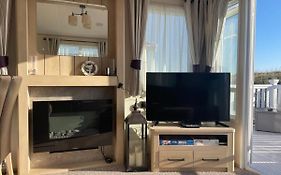 74 Bayside Cove Pevensey Bay Holiday Park